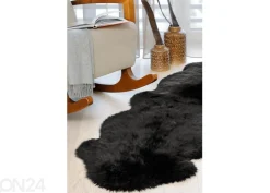 Aito lampaantalja Merino black Duo ±60x180 cm