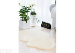 Aito lampaantalja Merino natural white Mini ±50x70 cm