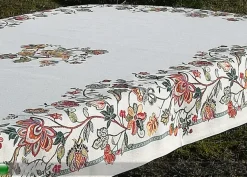 Gobeliinikankainen pöytäliina Alesja 140x240 cm