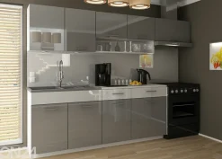Keittiökalusteet 240 cm