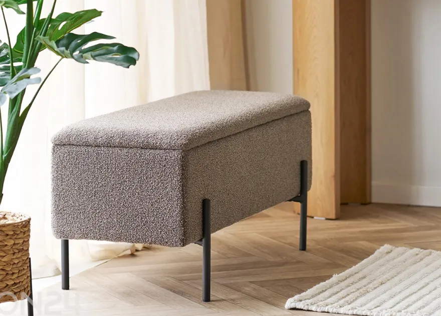 Materiaali: mänty, vaahtomuovi, polyesteri
