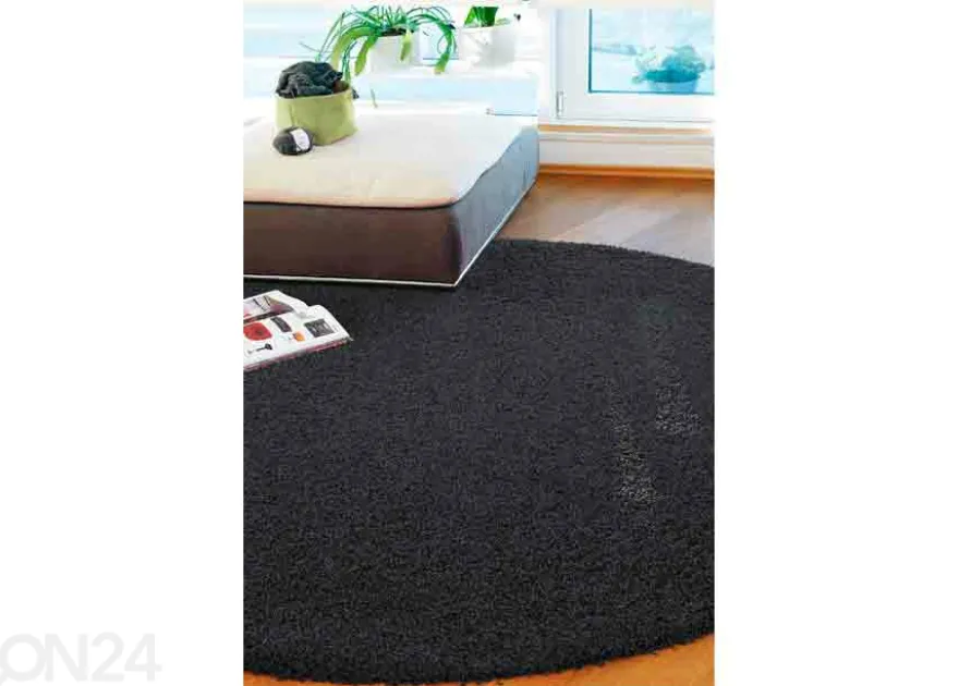 Narma pitkänukkainen matto Spice™ musta 67x133 cm