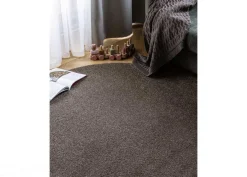 Narma tuftattu matto Jazz™ brown Ø 133 cm
