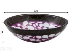 Pesuallas kivillä